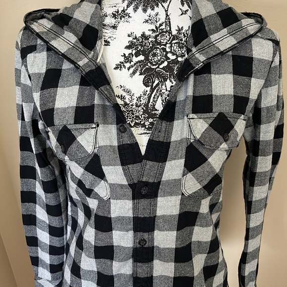 TNA flannel shirt XXS - Picture 2 of 9